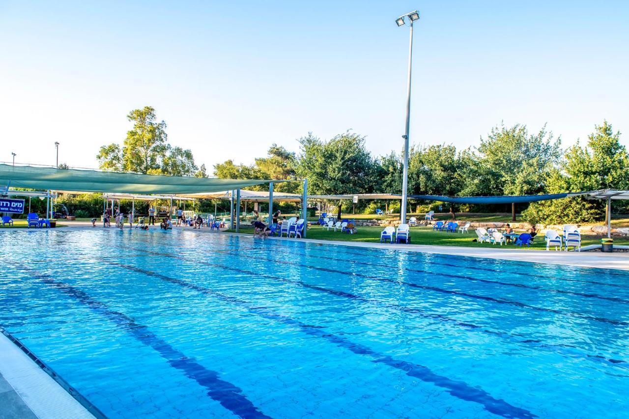 כפר הנופש קיבוץ גדות Kibbutz Gadot Galilean Resort Exterior photo